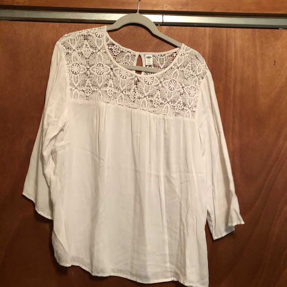 NWOT white Old Navy Blouse 3/4 sleeve women’s